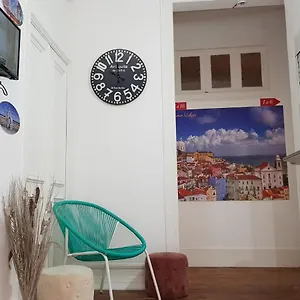 7 Luz Ostello