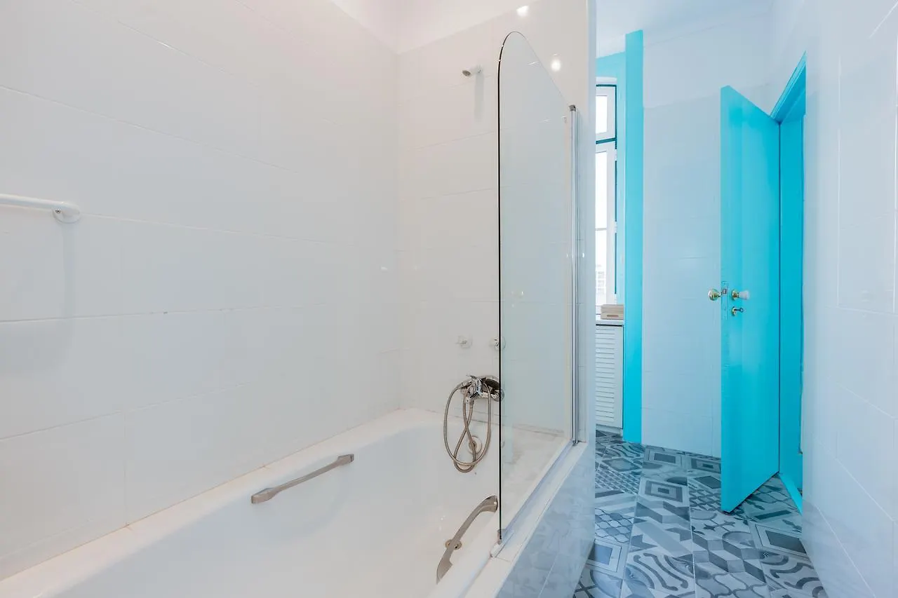 C&O Guest House Lisboa 3*,