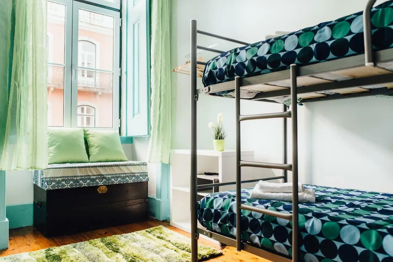 C&O Guest House Lisbon Bed & Breakfast